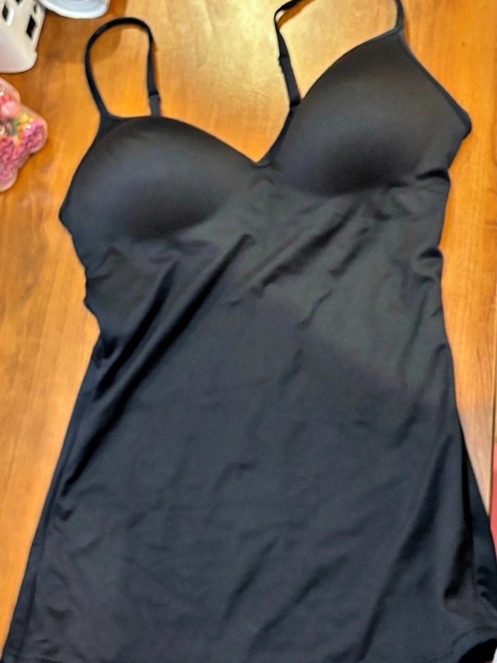 Maidenform shapewear sculpted top